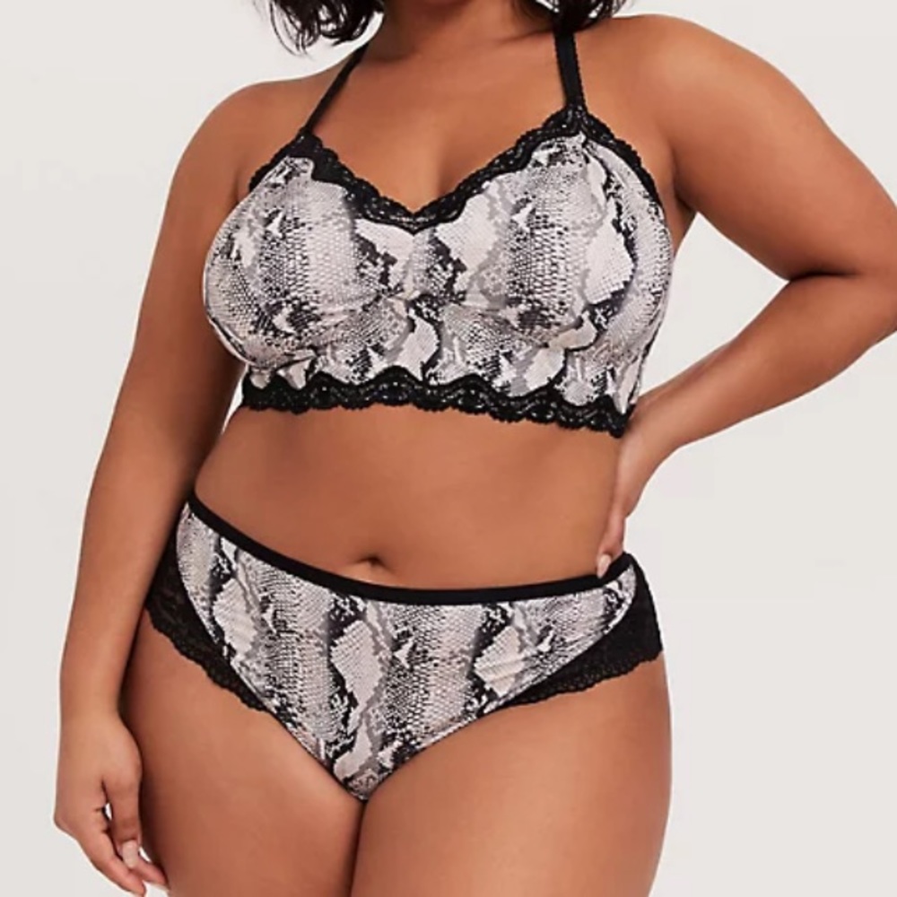 TORRID SNAKESKIN MICROFIBER BRALETTE AND PANTY